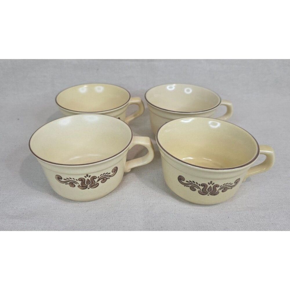 VTG Pfaltzgraff Village | Coffee Cups | Set of 4 | Stoneware | 1970s Mark